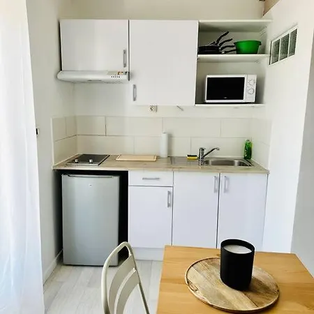 Grand & Terrasse Privee Apartment *